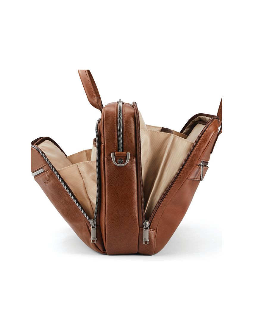 حقيبة جلدية كلاسيكية