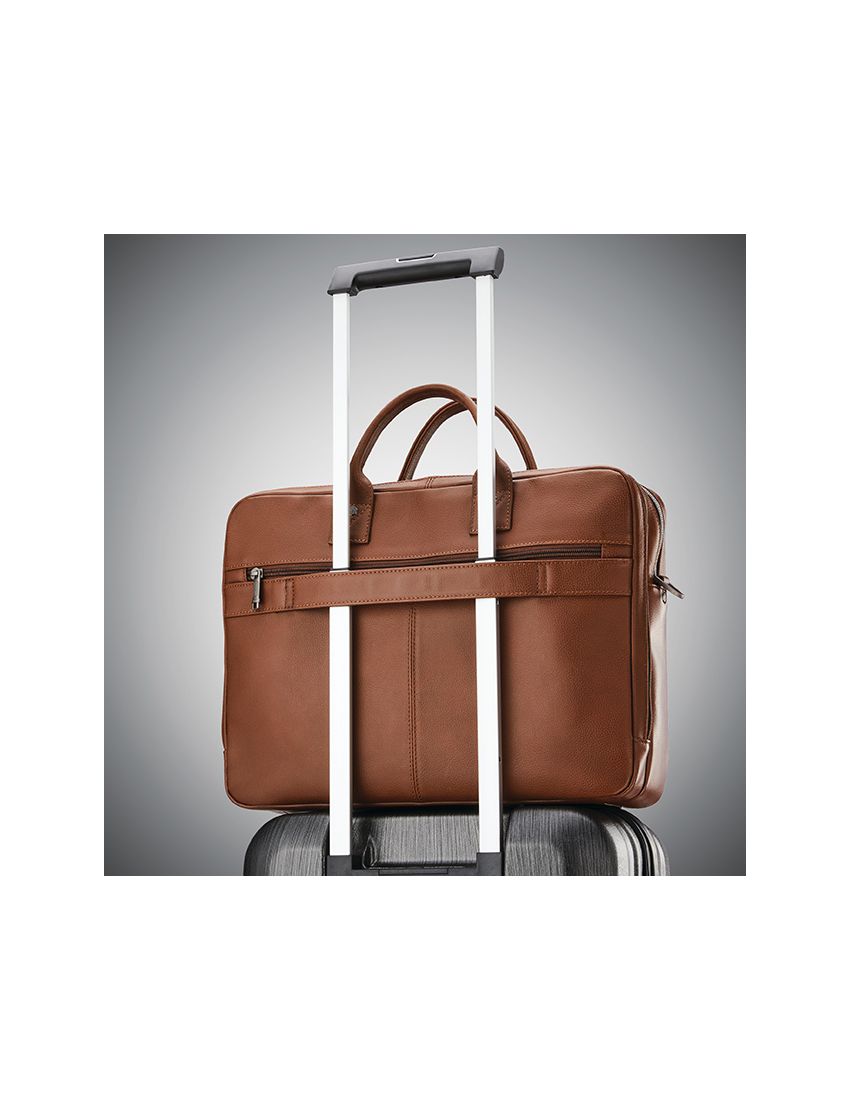 حقيبة جلدية كلاسيكية