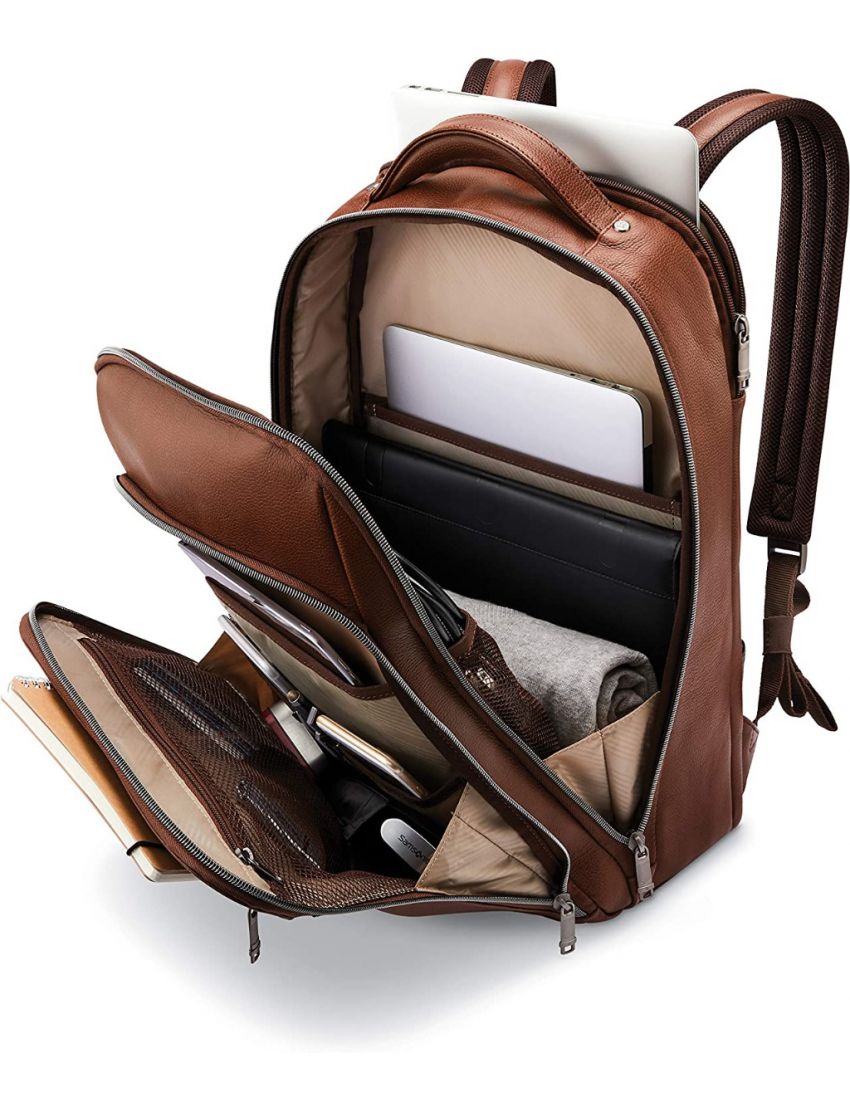 حقيبة ظهر جلدية كلاسيكية